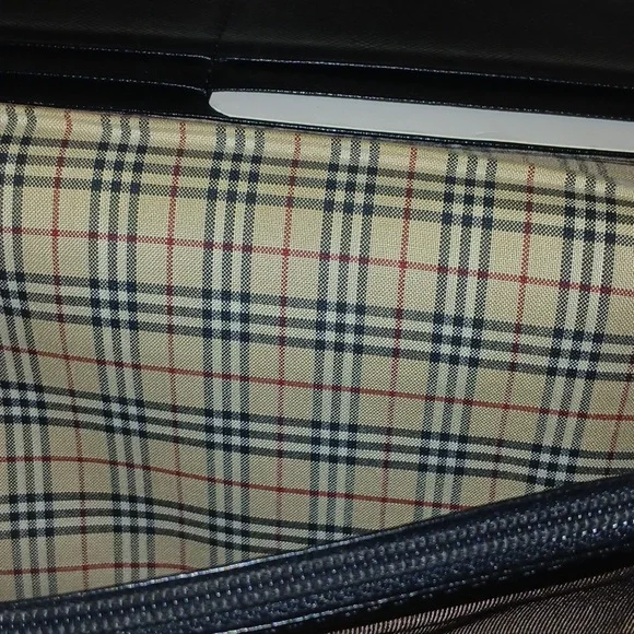 Burberry Wallet Includes C O A